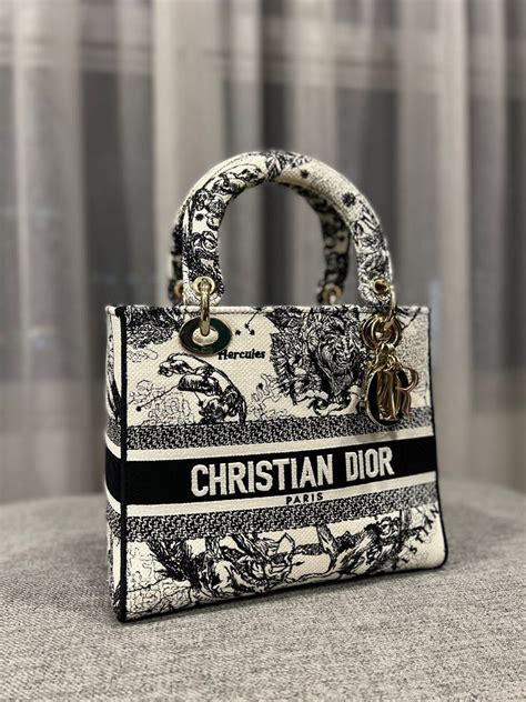 lady dior zodiac bag|Medium Lady D.